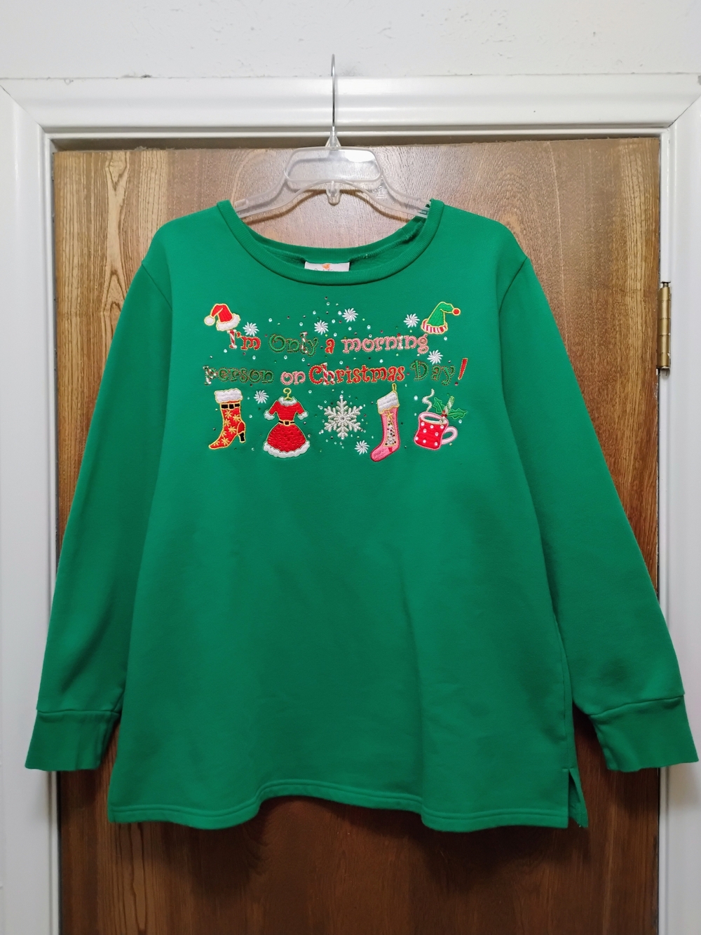 Quacker Factory Green Embroidered Christmas Sweatshirt with Holiday Icons. XL